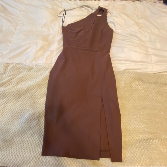 Brown one shoulder midi dress - Picture 2 of 3